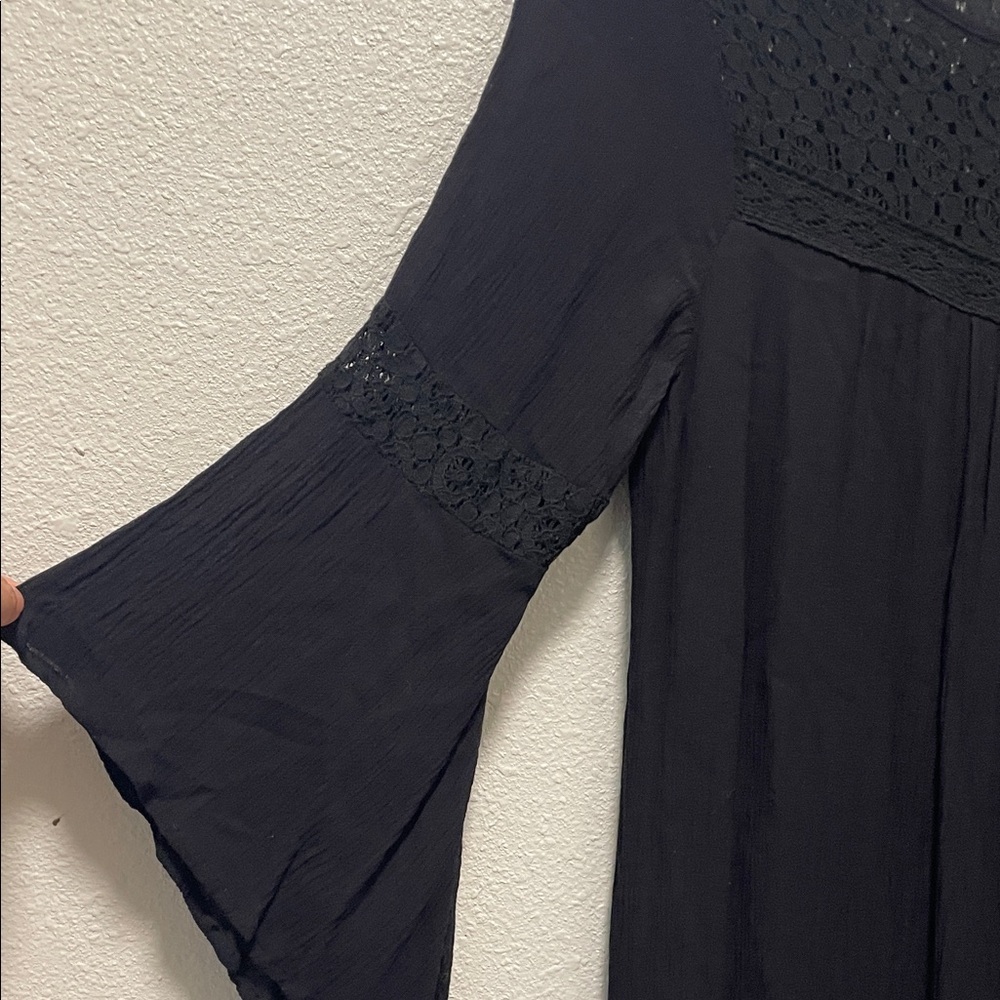 Magnolia Black Dress with Lace Details - Picture 3 of 6